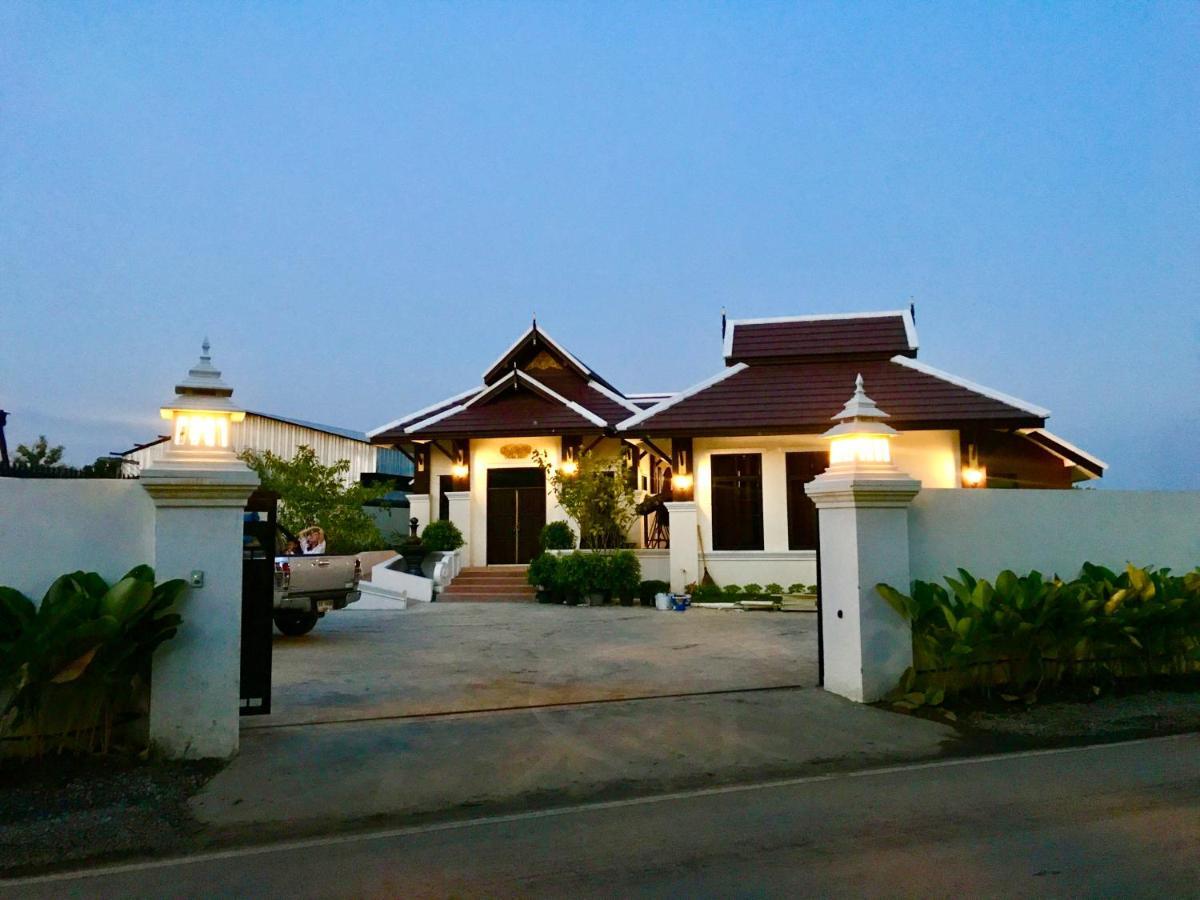 Lanna Kamin Pool Villa Airport Чіангмай Екстер'єр фото